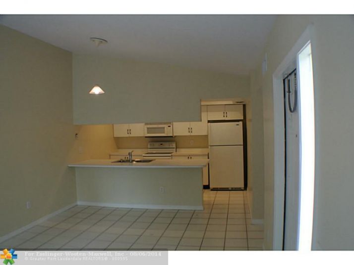 133 WATERSIDE DR # 133, Lake Worth, FL 33462