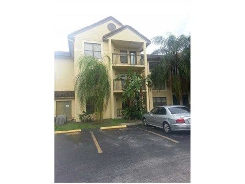 4221 W MCNAB RD # 14, Pompano Beach, FL 33069