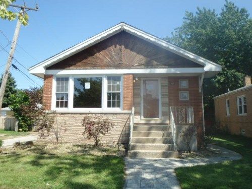 3207 East Ave, Berwyn, IL 60402