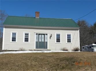 62 W Main St, Rindge, NH 03461