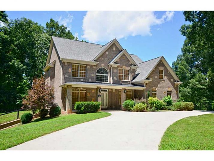 2560 Burgess Circle, Alpharetta, GA 30004