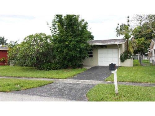 9302 NW 24 PL, Fort Lauderdale, FL 33322