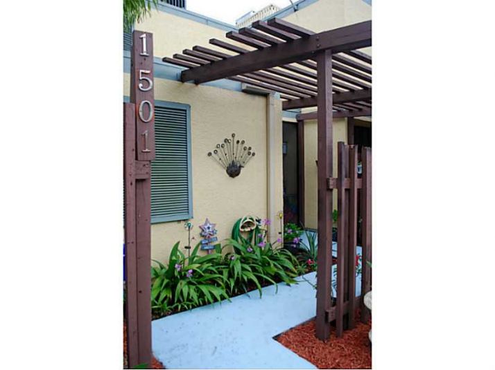 1501 E GOLFVIEW DR # 1501, Hollywood, FL 33026