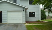 451 Esselen Ct Carol Stream, IL 60188