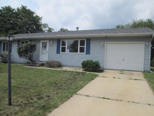 56693 Driftwood Dr, Elkhart, IN 46516