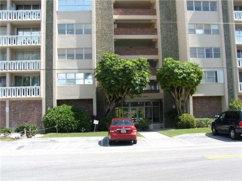 9381 E BAY HARBOR DR # 301-S, Miami Beach, FL 33154