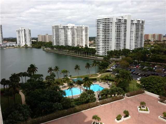 18151 NE 31 CT # 1202, North Miami Beach, FL 33160