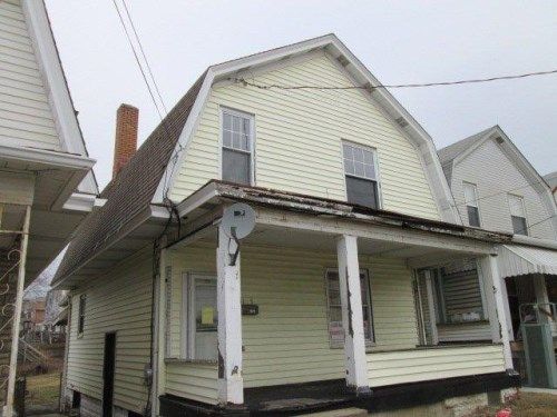 105 NORTH ST, New Kensington, PA 15068