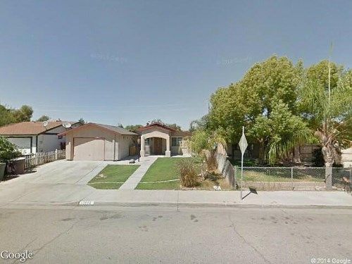 5Th, Parlier, CA 93648