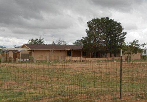 6839 Fox Rd, Las Cruces, NM 88012