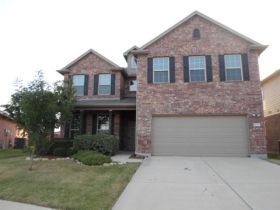 8737 Golden Sunset Trl, Keller, TX 76248