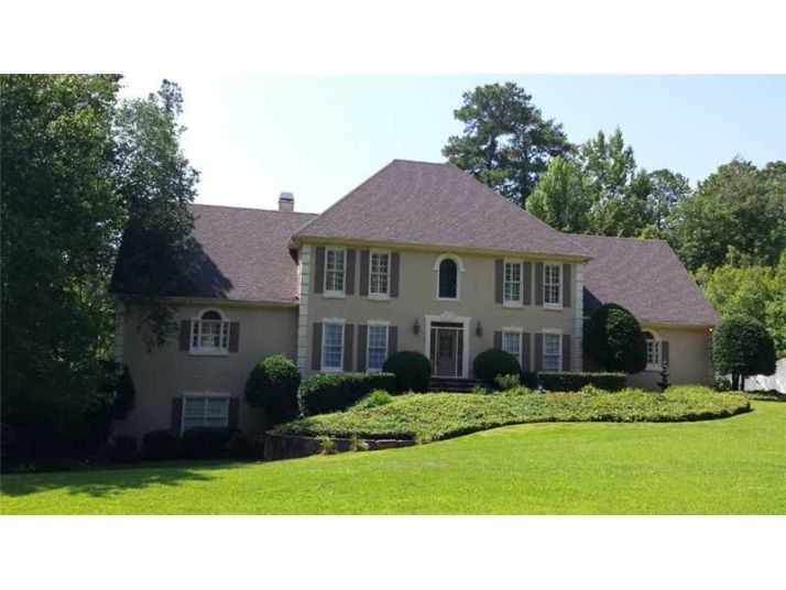 5850 Plantation Drive, Roswell, GA 30075