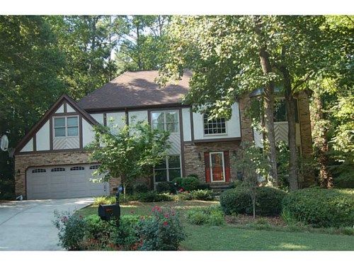 215 Axton Court, Roswell, GA 30076