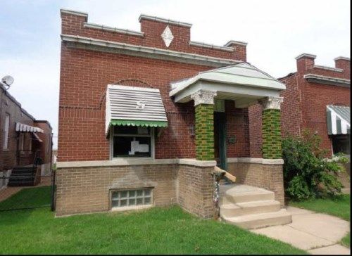 5221 Botanical Ave, Saint Louis, MO 63110