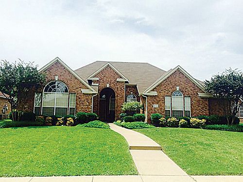 9714 Chasefield Drive, Rowlett, TX 75088