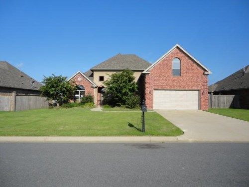 207 Corondelet Ln, Maumelle, AR 72113