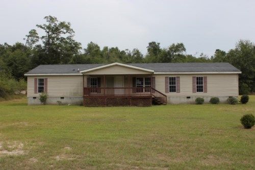 332 Advance St, Swainsboro, GA 30401