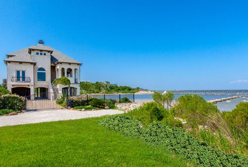 506 Surf Oaks, Seabrook, TX 77586