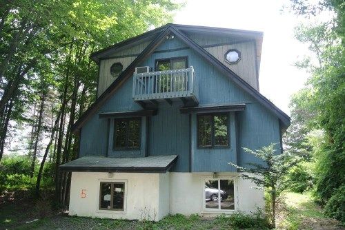 5 Summit Dr C6, Mount Pocono, PA 18344