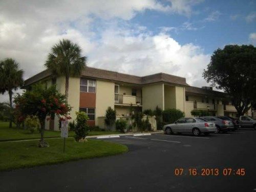 5515 LAKEWOOD CR # 121, Pompano Beach, FL 33063