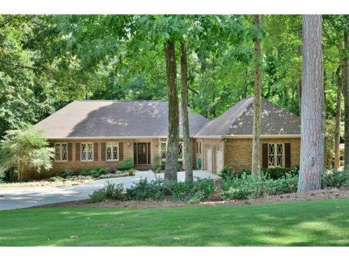 10185 Cresent Hill Lane, Roswell, GA 30076