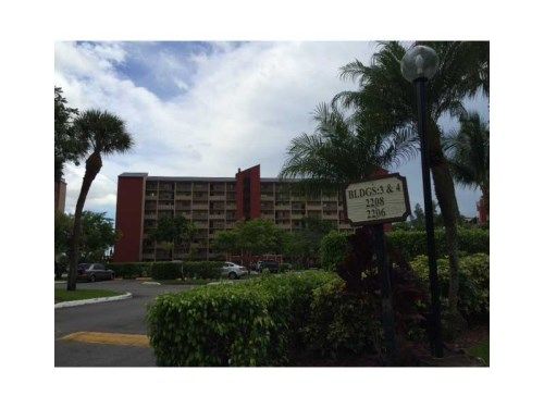 2206 S CYPRESS BEND DR # 402, Pompano Beach, FL 33069