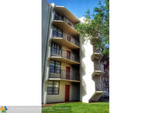 3450 BLUE LAKE DR # 401, Pompano Beach, FL 33064