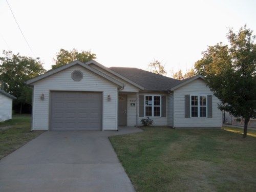 408 N Mccoy Ave, Joplin, MO 64801