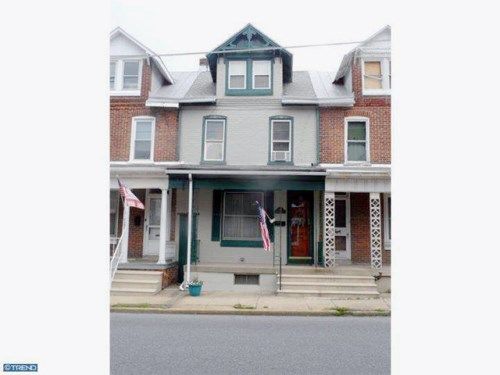 125 N FRANKLIN ST, Fleetwood, PA 19522