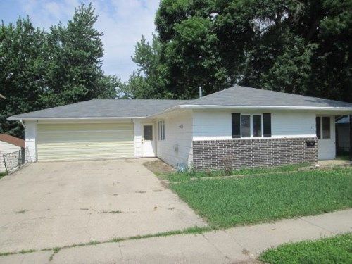 12 N Orchard St, Kiron, IA 51448