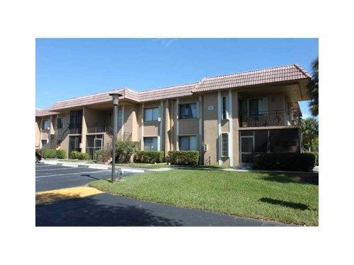 223 Lakeview Dr # 203, Fort Lauderdale, FL 33326