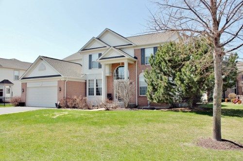 4 Hithergreen Ct., Algonquin, IL 60102