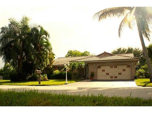 5621 KNIGHTHURST WY, Fort Lauderdale, FL 33331