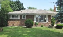 19909 Roscommon St Harper Woods, MI 48225