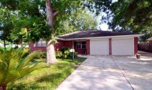 121 MOCKINGBIRD LN Pasadena, TX 77502