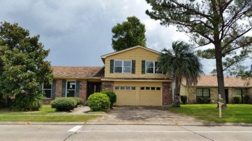 2557 Woodmere Blvd, Harvey, LA 70058