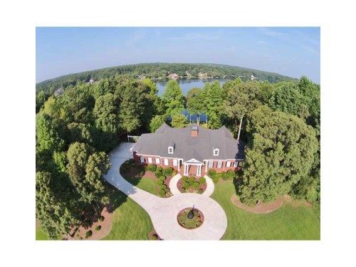 300 Island Cove Drive, Newnan, GA 30263