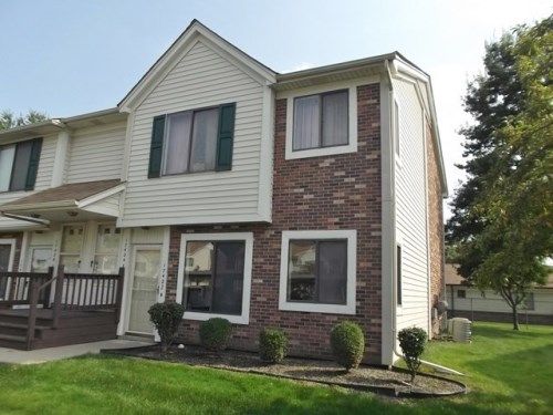 17422 Utica Oaks Ln Unit 9, Roseville, MI 48066