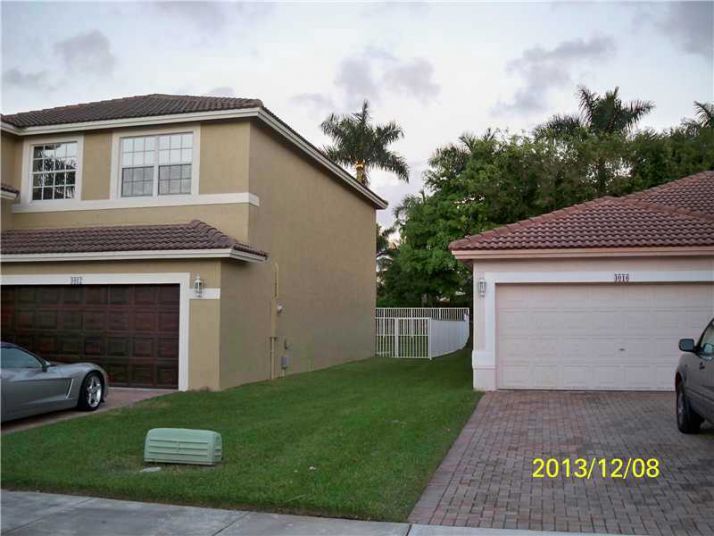 4012 SAPPHIRE CV, Fort Lauderdale, FL 33331