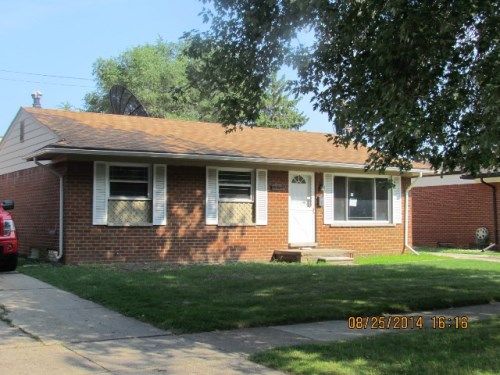 31032 Manhattan Str, Saint Clair Shores, MI 48082