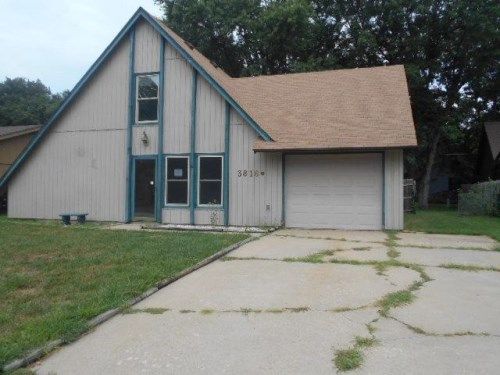 3816 SW Atwood Ave, Topeka, KS 66610