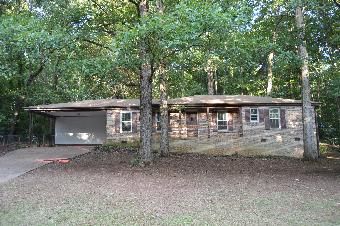 84 Williams Rd, Lagrange, GA 30240