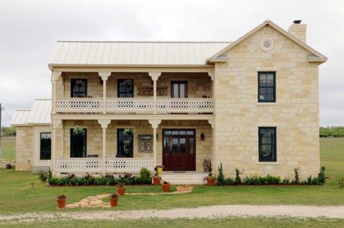 466 German Ln, Fredericksburg, TX 78624