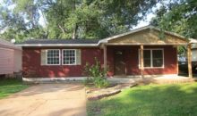 61 Cedar Croft Dr Pacific, MO 63069