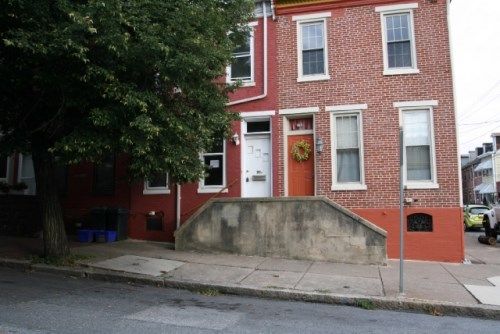 207 Calder St, Harrisburg, PA 17102