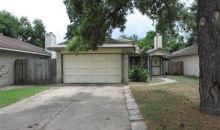 9125 Autumnsong Dr Houston, TX 77064