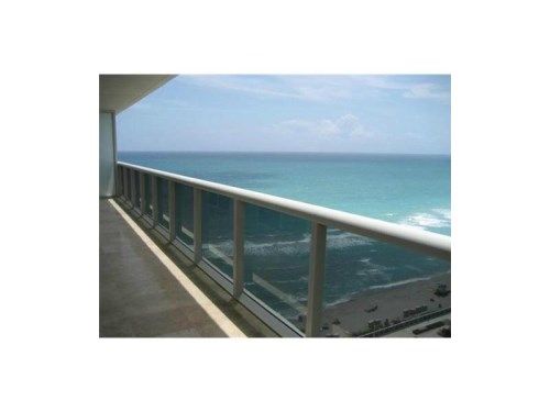 1830 OCEAN DR # 1803, Hallandale, FL 33009