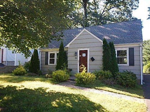 34 Metro St, Bristol, CT 06010