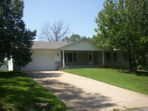 1575 Villa Vista Dr, Owensville, MO 65066