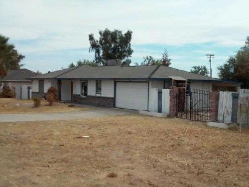 26030 Wayside Drive, Madera, CA 93638